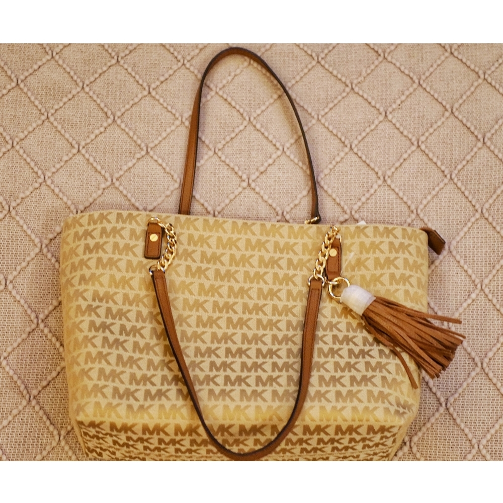 MICHAEL KORS Jet Set Chain Tote Bag MK Logo  - NEW